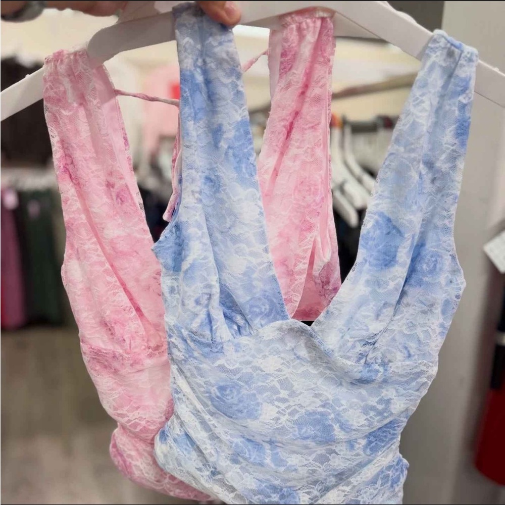 NWT Women’s Printed Rushed Lace Tank Top inBlue Floral Size XXS - Picture 5 of 5
